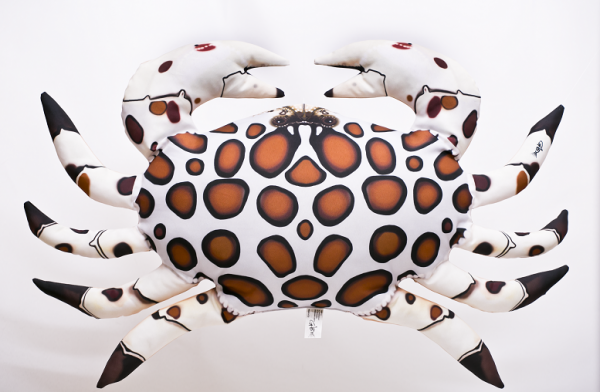 Harlekinkrabbe Krebs - Kissen ca. 60 cm